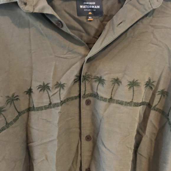 Quicksilver Waterman extra large button down - Picture 5 of 6